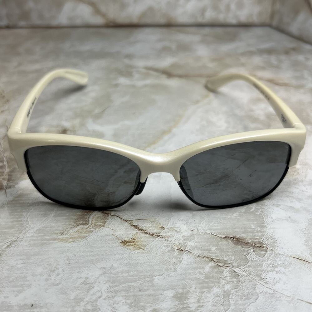OAKLEY RSVP White Sunglasses OO 9204-05 Italy 53-16-145 FOR FRAMES ONLY Vintage